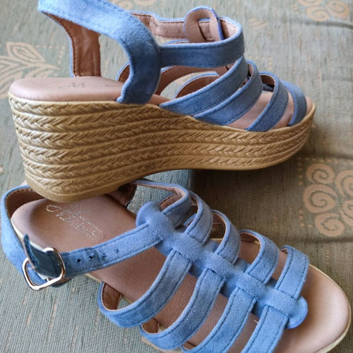 Blue pastel leather sandals like new, size 37