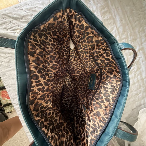 Victoria's Secret shoulder bag petrol fabric with animal print lining like new