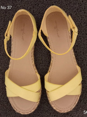 Women's sandals size 37 like new, yellow