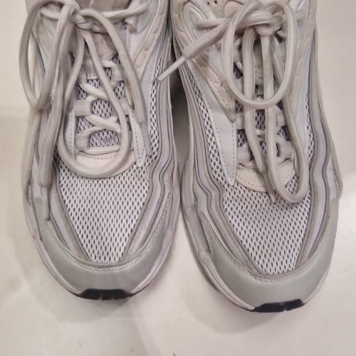 Puma Nitro athletic shoes like new, white gray