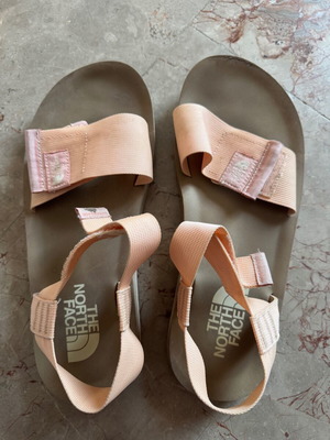 The North Face sandals size 42 like new, pink