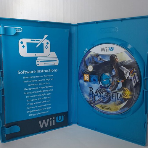 Bayonetta 2 Wii U English version like new with manual