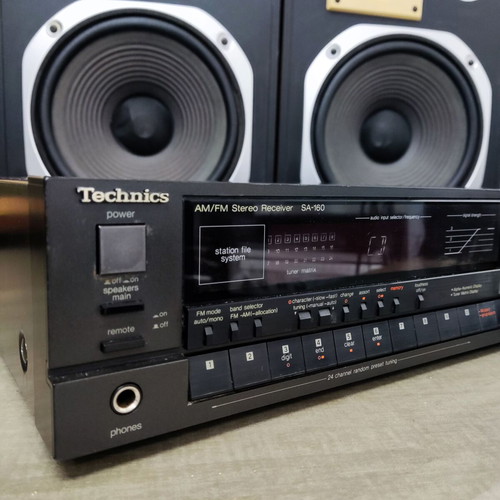 Technics SA-160 Stereo Amplifier 2x40W RMS used with phono input