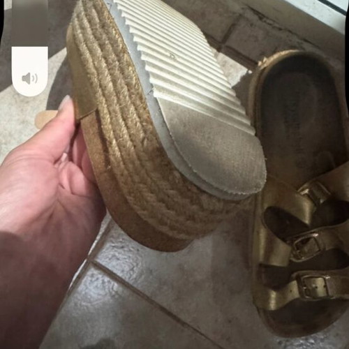 Jeffrey Campbell slippers size 40 used, gold color
