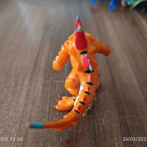Invizimals Tigershark orange used, classic size 7cm