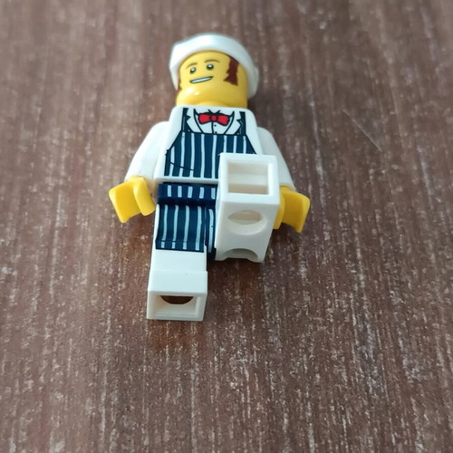 Lego figure like new, classic size