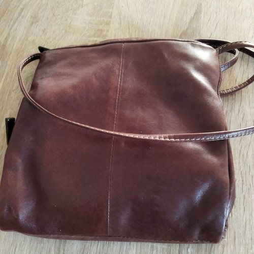 Elephant vintage leather crossbody bag, brown