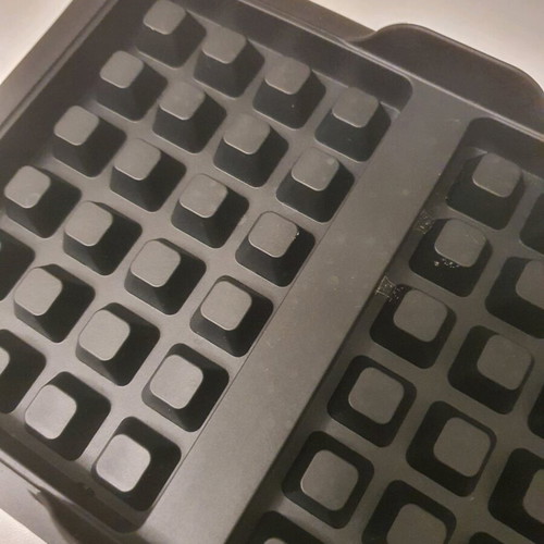Waffle baking mold like new, suitable for air fryer