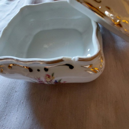 Vintage porcelain fondantière with handmade painting used