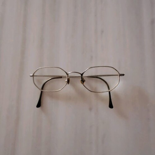 Silver optical frame like new, excellent quality