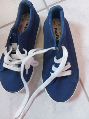 Children's blue casual shoes new size 27