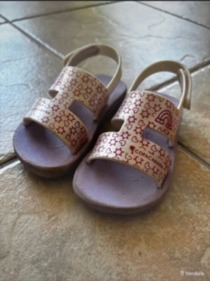 Ipanema kids sandals used size 24 purple with visible marks