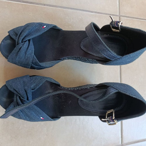 Tommy Hilfiger platform sandals like new, blue, size 38, denim