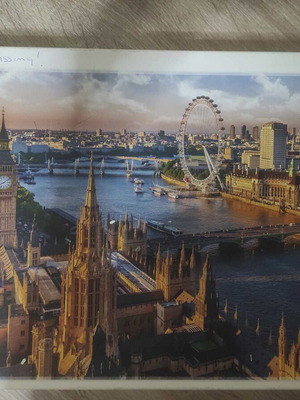 Puzzle 1000 pieces like new