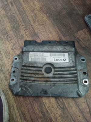 Ecu computer Renault Megane Sagem 21584288-2A used, S3000