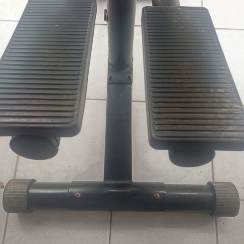 Stepper Schwinn semi-professional like new with wheels, dimensions 150x90cm