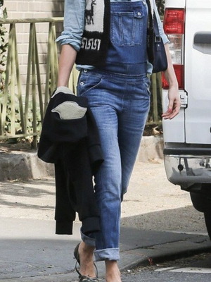 Σαλοπέτα MiH jeans σαν καινούργιο, στενή με ελαφρύ άνοιγμα καμπάνα