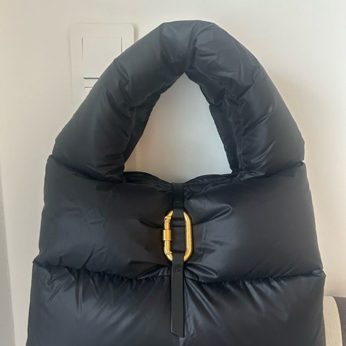 Moncler tote bag like new, black