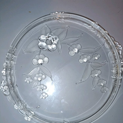 Crystal serving platter like new for cakes and sweets