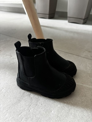 H&M kids boots