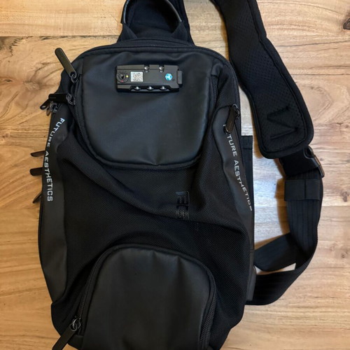 Bange bag used, black crossbody chest-shoulder bag with wear