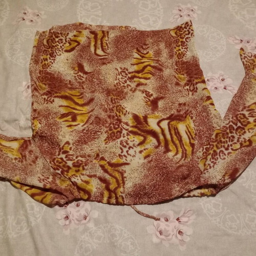 Women's blouse with animal print in earthy tones like new, size XL