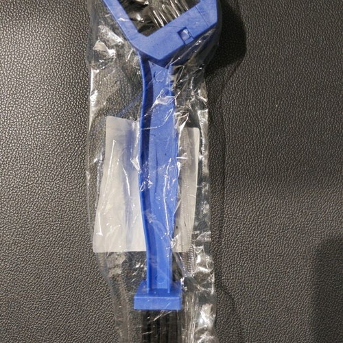 Chain cleaning brush new