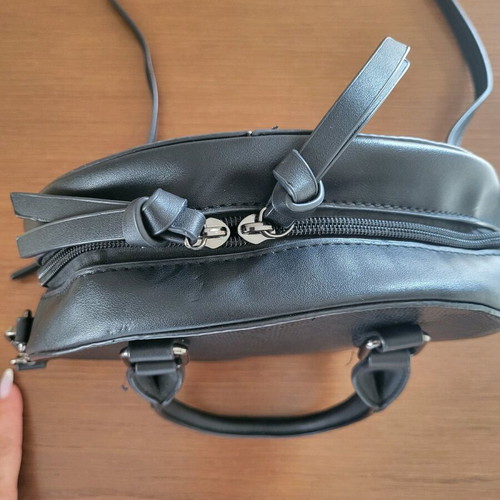 Black handbag and crossbody bag like new