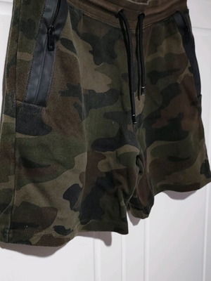 Men's bermuda shorts used, size S, special quality