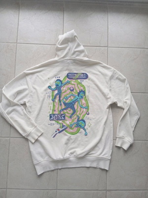 Rick and Morty hoodie size M like new, white and blue