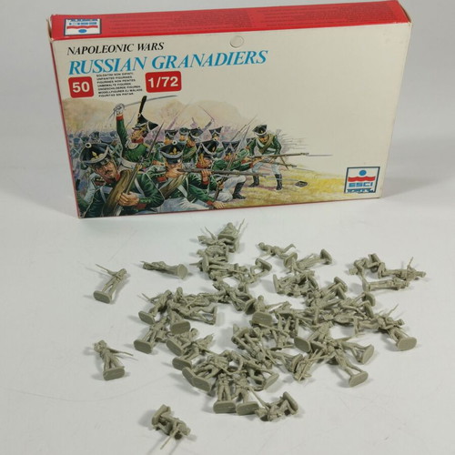 Russian Grenadiers Napoleonic Wars ESCI figures used, set of 50, 1/72 scale