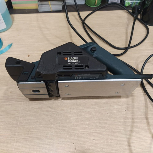 Black & Decker KW 713 electric planer used