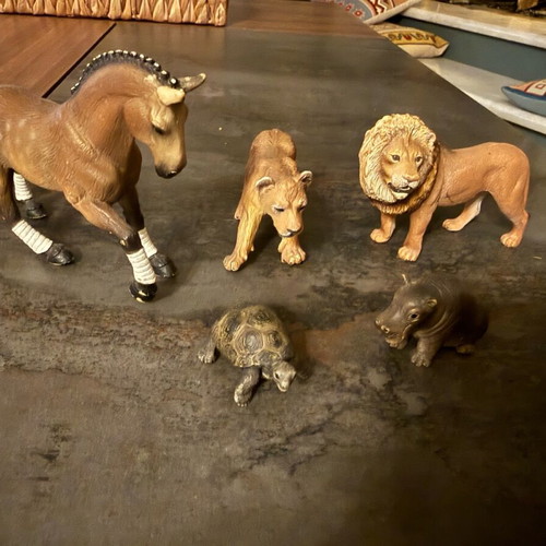 Miniature animals like new, set of 5 pieces