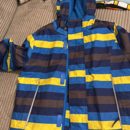 Ski jacket for boy 5 years old used