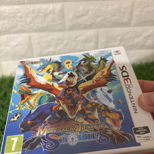 Monster Hunter Stories Nintendo 3DS game used, excellent condition