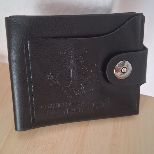 Leather men's wallet new, black with zipper and magnetic clasp