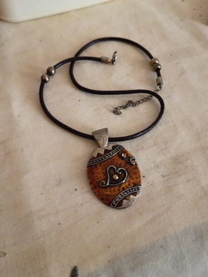 Pendant new, brown