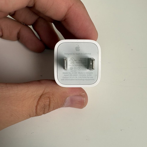 Apple 5W USB Power Adapter Model A1385