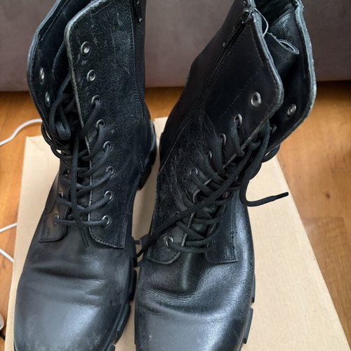 Black boots used, size 41