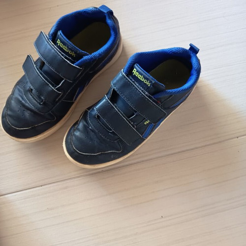 Reebok αθλητικά παπούτσια Νο 31 μεταχειρισμένα, μπλε