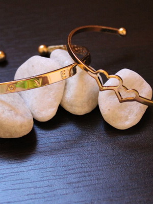 Golden bracelets new