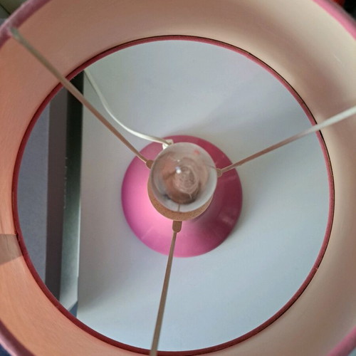 Small pink lamp with bulb like new, ideal for bedside or desk