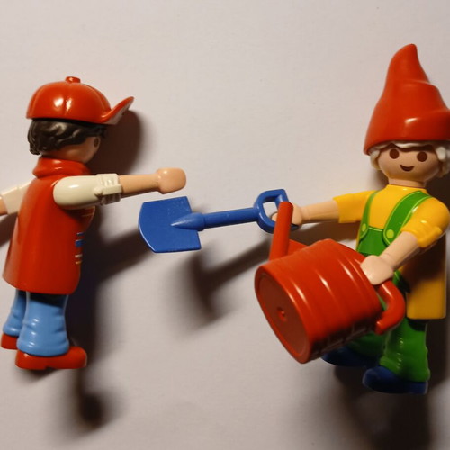 Playmobil 2 νάνοι μεταχειρισμένοι