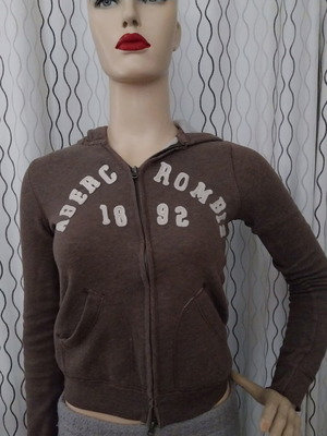 Abercrombie & Fitch beige zip-up hoodie used, sizes S and M