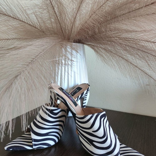 Zebra sandals new Tsoukalas Shoes size 37-38, 10 cm heel