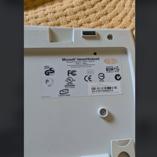 Microsoft Internet Keyboard used, PS/2 port