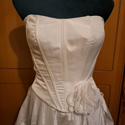 Elegant Wedding Dress New 2 Pieces, Skirt and Corset, White, Size XS-S