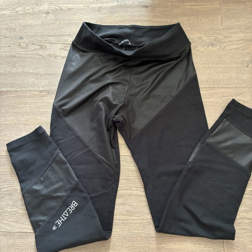 Body Talk leggings like new, black, sizes L and XL