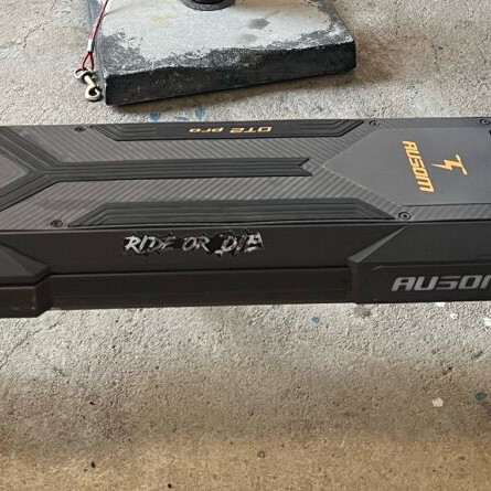 Ausom dt2 pro electric scooter like new