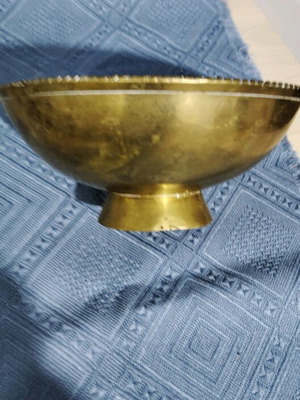 Fruit bowl large bronze used with embossed carved edge decoration